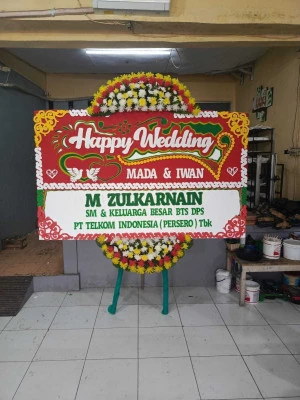 Papan Bunga di Terminal Poris Plawad