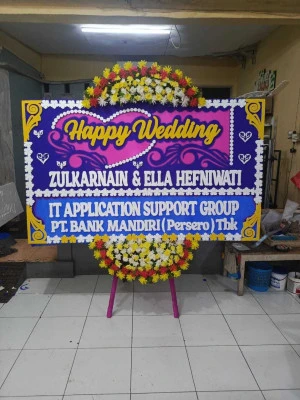 Papan Bunga di Terminal Poris Plawad